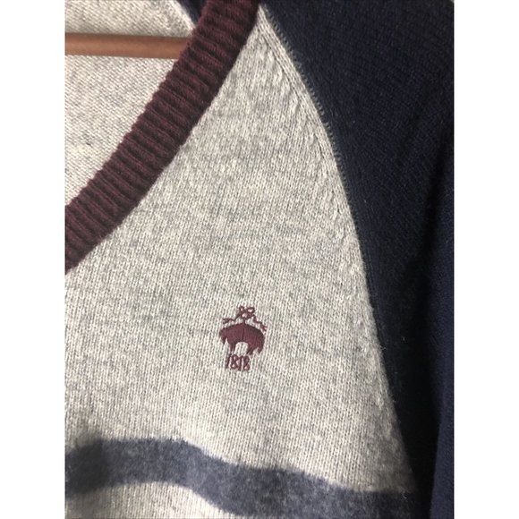 Brooks Brothers 1818 Scottish Lambswool V-Neck - Picture 6 of 7